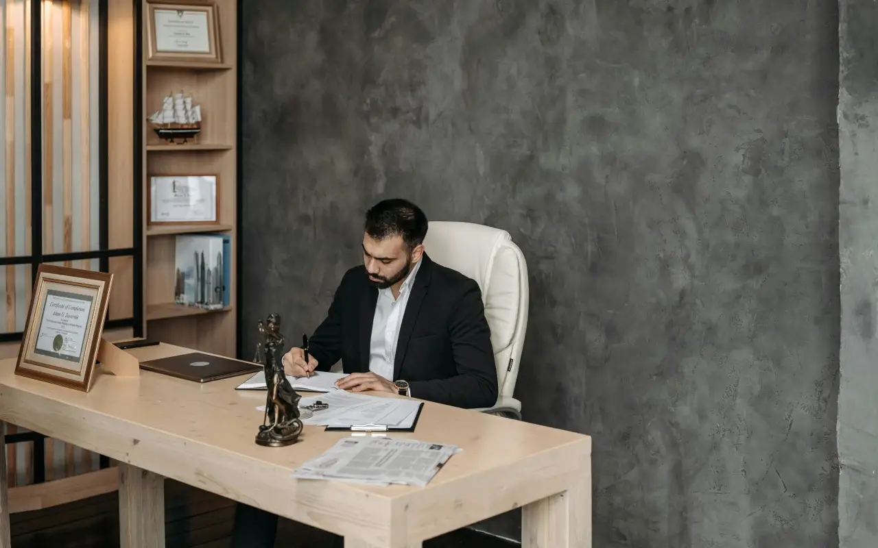 firma de doc en el estudio